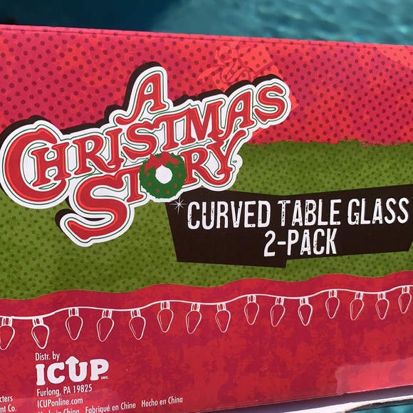 New “ A Christmas Story” boxed Curved Glasses - Picture 9 of 9